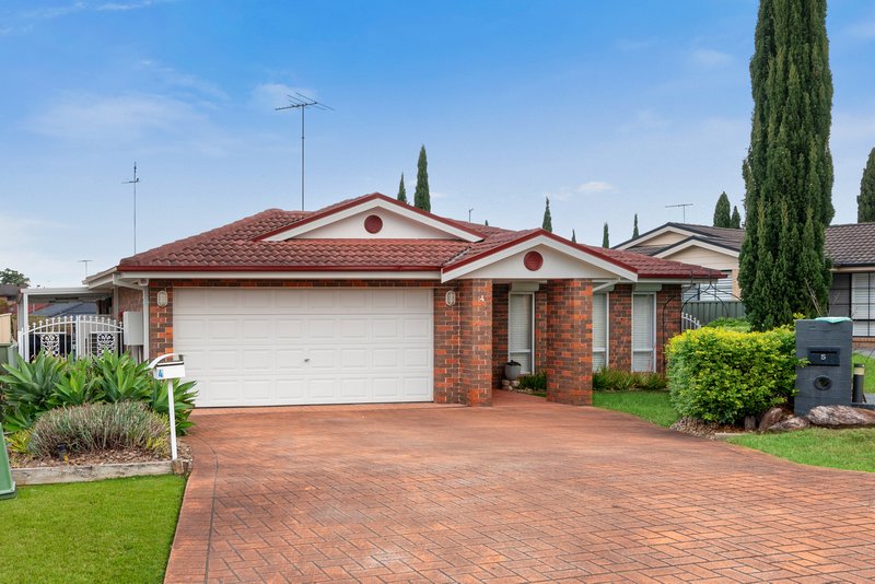 4 Kalua Place, Glenmore Park NSW 2745