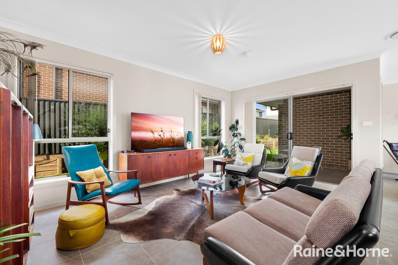 Photo - 4 Kapyong Street, Bardia NSW 2565 - Image 2