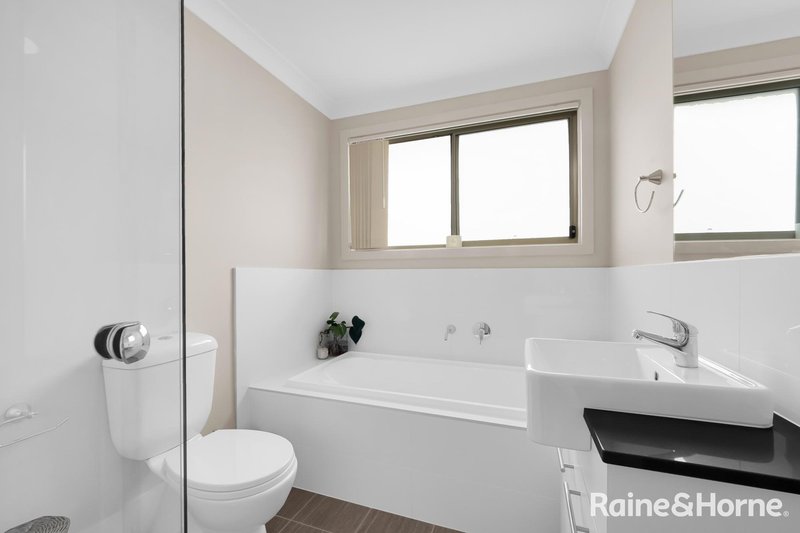 Photo - 4 Kapyong Street, Bardia NSW 2565 - Image 9
