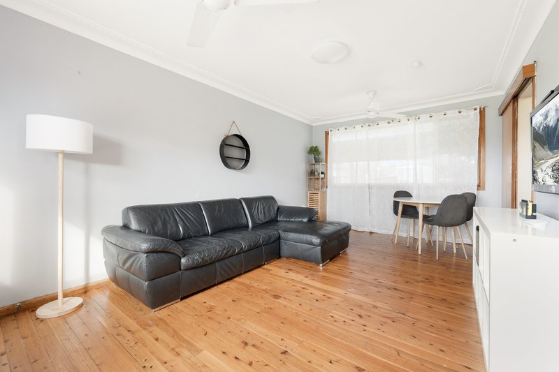 Photo - 4 Kareela Crescent, Greenacre NSW 2190 - Image 2