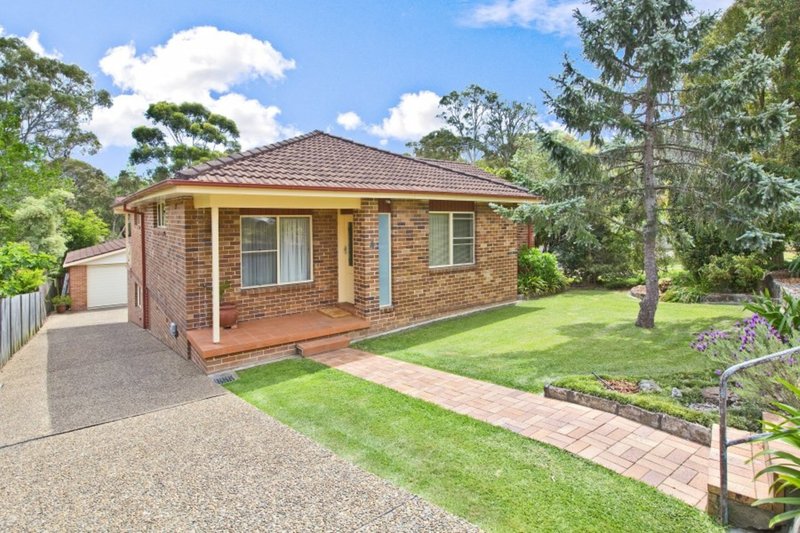 Photo - 4 Karingal Crescent, Frenchs Forest NSW 2086 - Image 4