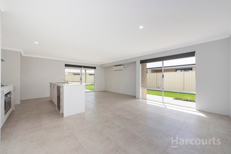 Photo - 4 Karnak Parkway, Dawesville WA 6211 - Image 8
