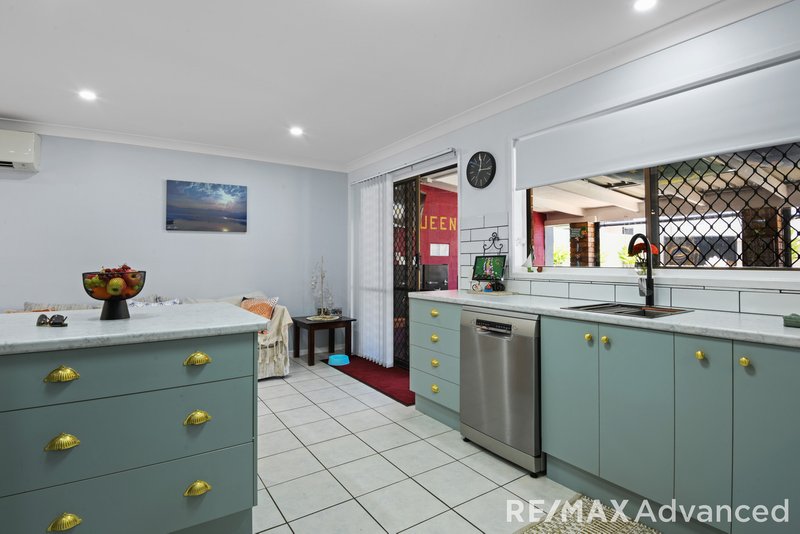 Photo - 4 Keala Court, Banksia Beach QLD 4507 - Image 5