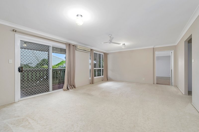 Photo - 4 Kennedy Drive, Port Macquarie NSW 2444 - Image 3