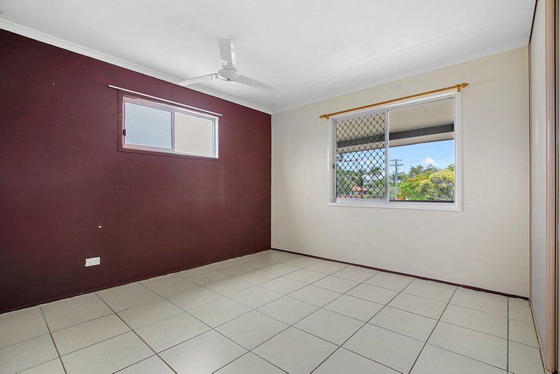 Photo - 4 Kenny Way, Point Vernon QLD 4655 - Image 9