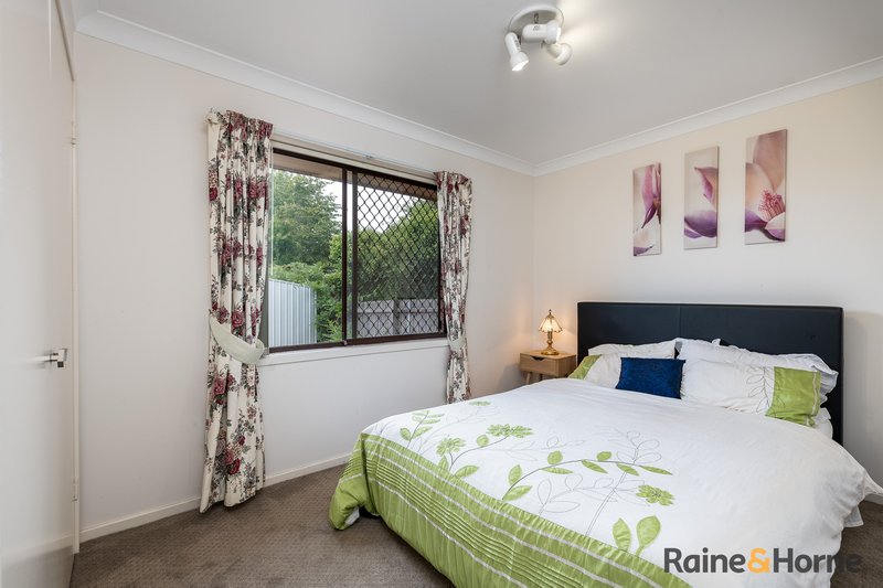 Photo - 4 Kent Avenue, Armidale NSW 2350 - Image 5