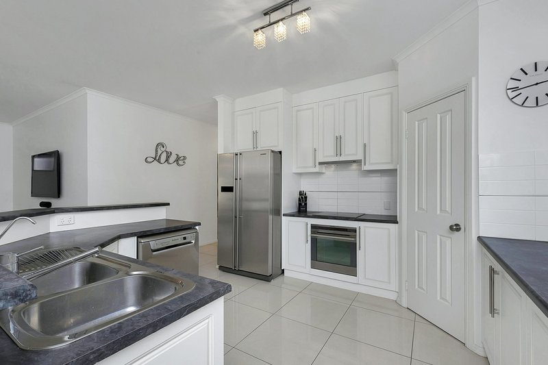 Photo - 4 Kent Street, Mansfield Park SA 5012 - Image 4