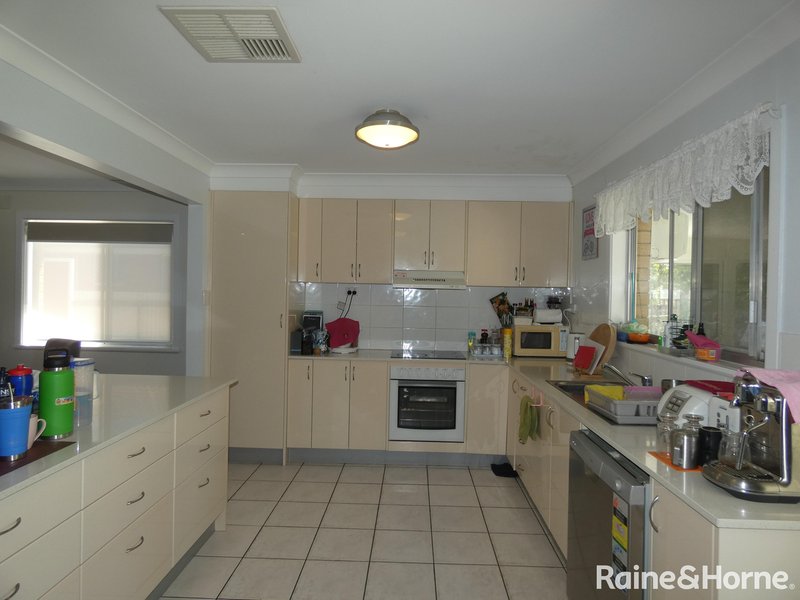 Photo - 4 Keperra Place, Moree NSW 2400 - Image 12