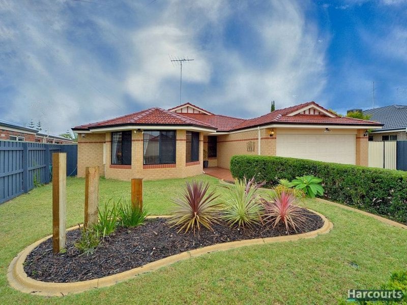 4 Keppel Mews, Halls Head WA 6210