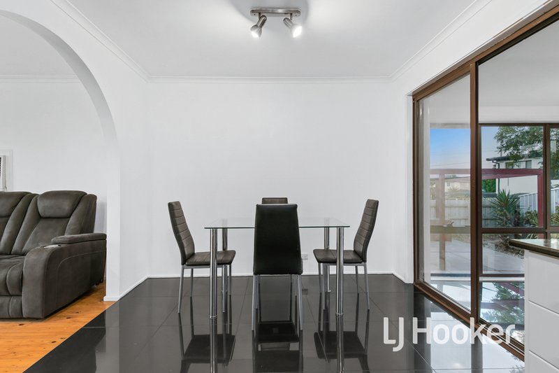 Photo - 4 Kerrison Drive, Hampton Park VIC 3976 - Image 7