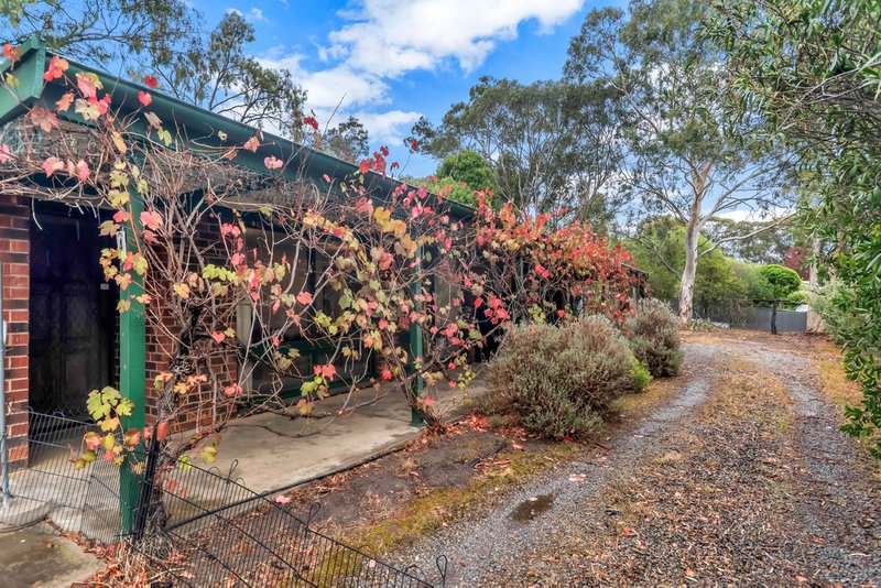 Photo - 4 Kerry Street, Coromandel Valley SA 5051 - Image 8