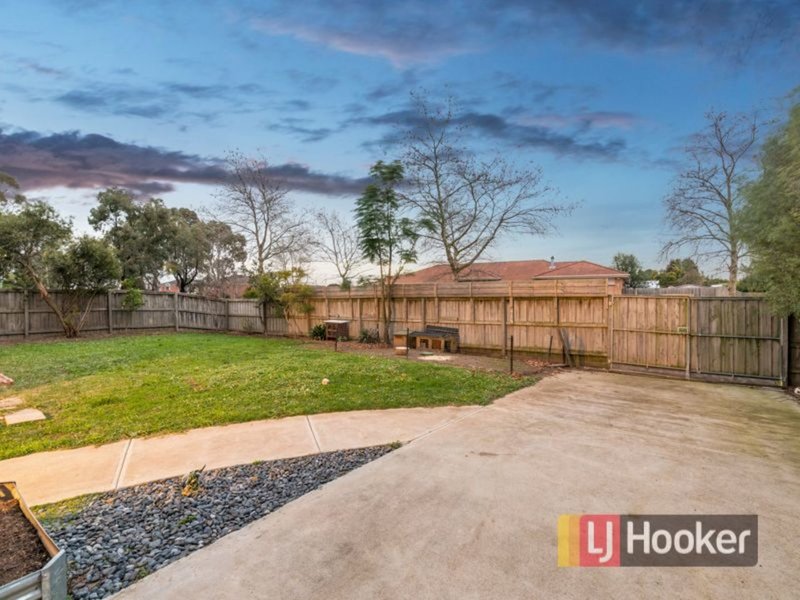 Photo - 4 Kershaw Drive, Narre Warren South VIC 3805 - Image 16