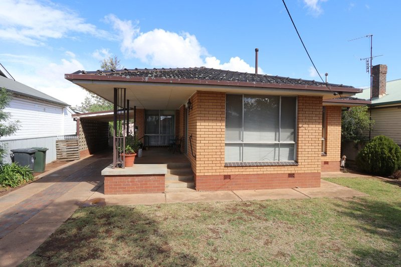 4 King Street, Temora NSW 2666