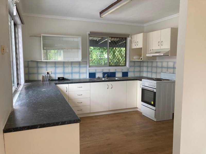 Photo - 4 Kingfish Street, Deception Bay QLD 4508 - Image 2