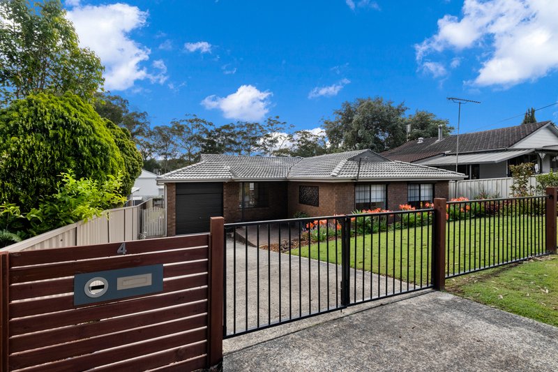 4 Kingfisher Place, Tumbi Umbi NSW 2261