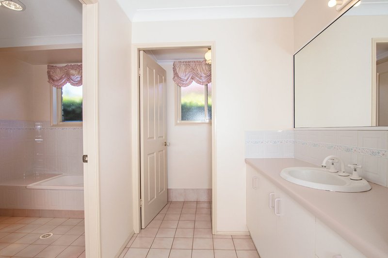 Photo - 4 Kings Park Court, Wollongbar NSW 2477 - Image 11