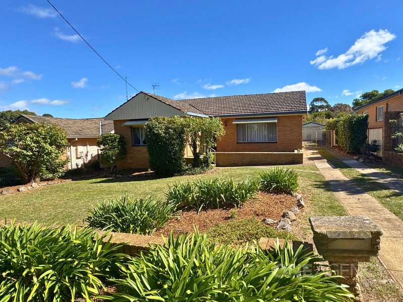 Photo - 4 Kings Way, Goulburn NSW 2580 - Image 1