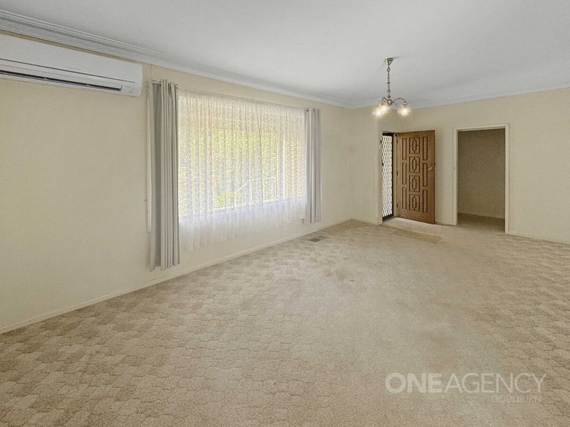 Photo - 4 Kings Way, Goulburn NSW 2580 - Image 3
