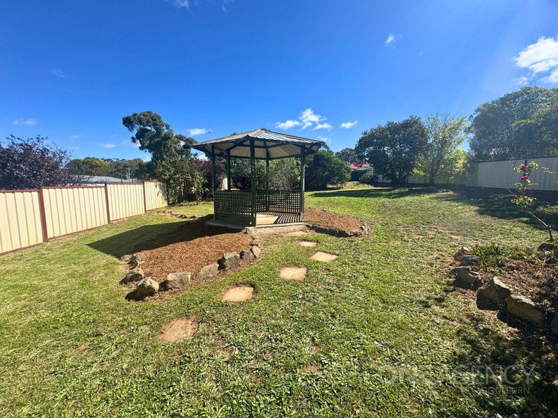 Photo - 4 Kings Way, Goulburn NSW 2580 - Image 14