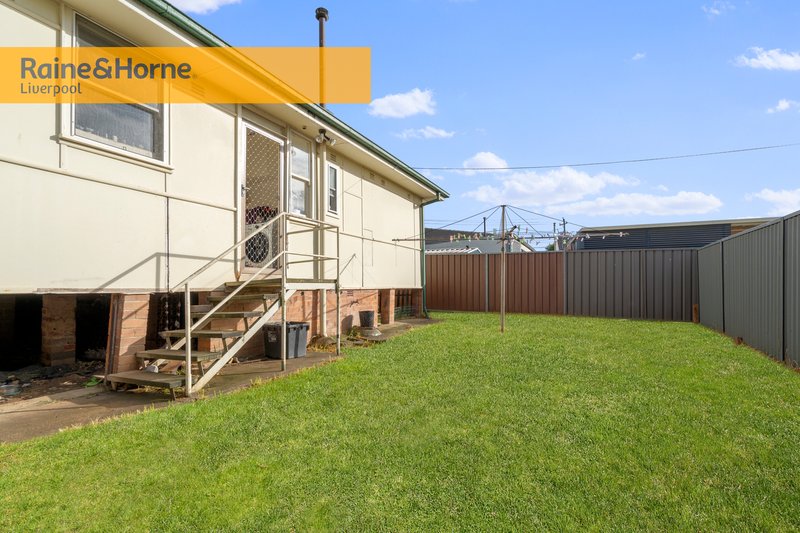 Photo - 4 Kinkuna Street, Busby NSW 2168 - Image 18