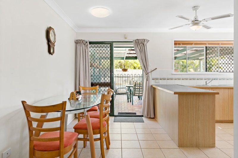 Photo - 4 Kirikee Street, Ferny Grove QLD 4055 - Image 13