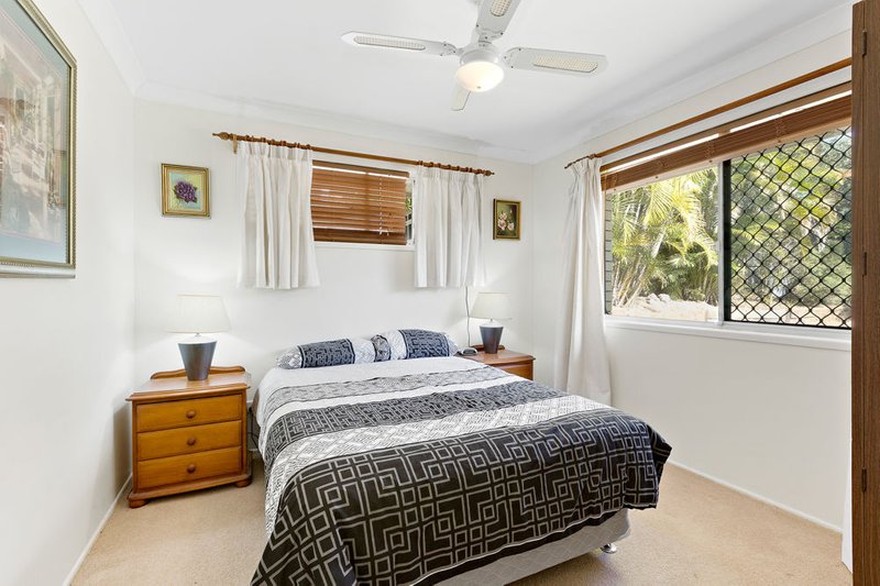 Photo - 4 Kirikee Street, Ferny Grove QLD 4055 - Image 14