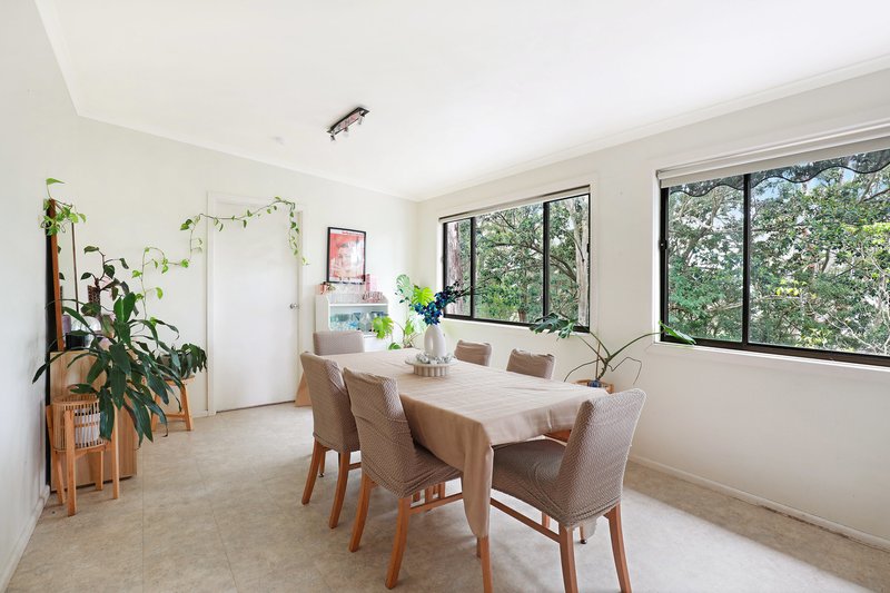 Photo - 4 Kirrang Avenue, Mangerton NSW 2500 - Image 2