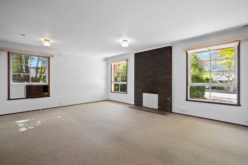 Photo - 4 Kleinert Road, Boronia VIC 3155 - Image 3