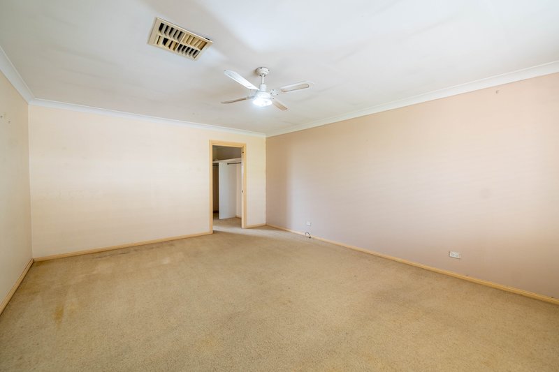 Photo - 4 Koala Place, Forbes NSW 2871 - Image 6