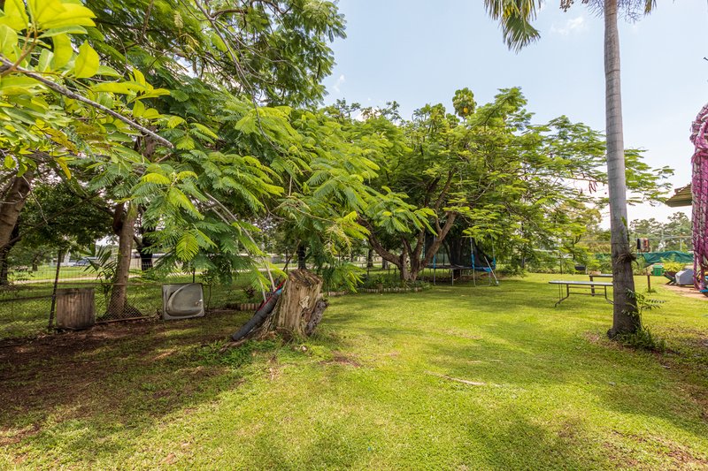 Photo - 4 Kooloo Court, Rocky Point QLD 4874 - Image 8