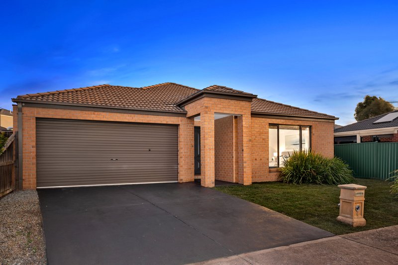 4 Kumara Circuit, South Morang VIC 3752