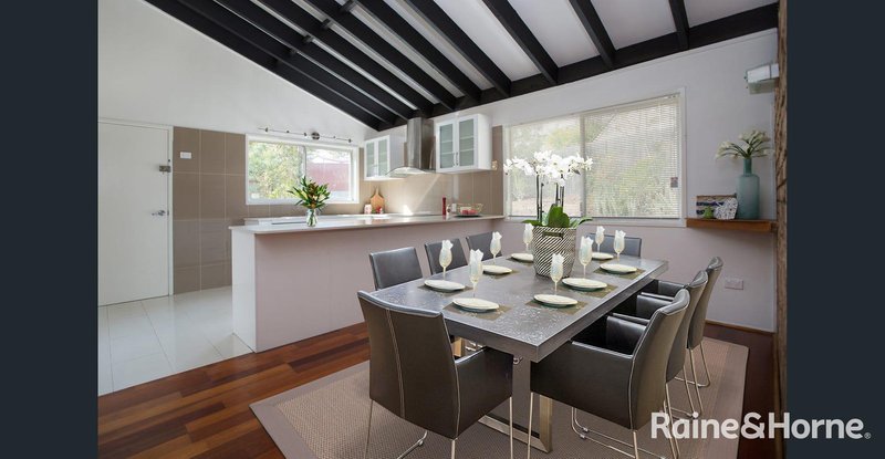 Photo - 4 Kybean Street, Riverhills QLD 4074 - Image 2