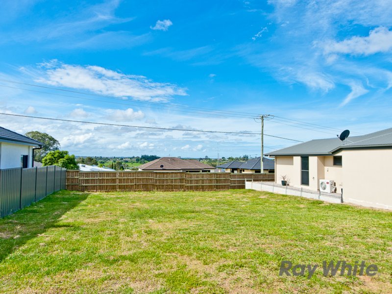 4 Kyle Street, Bridgeman Downs QLD 4035