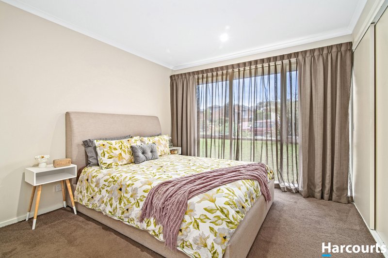 Photo - 4 Laanecoorie Drive, Lysterfield VIC 3156 - Image 8