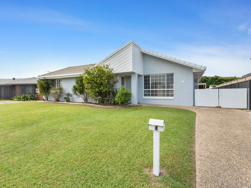 Photo - 4 Lachlan Cres , Sandstone Point QLD 4511 - Image 3