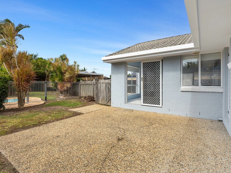 Photo - 4 Lachlan Cres , Sandstone Point QLD 4511 - Image 13