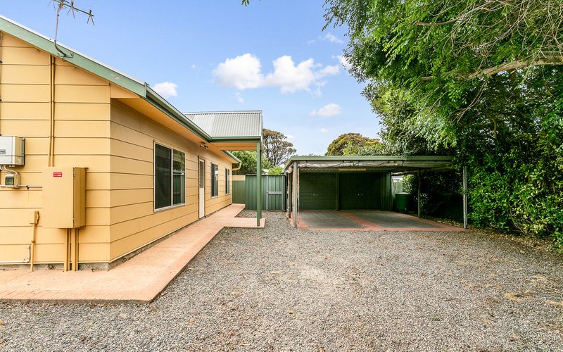 Photo - 4 Lacrington Street, Goolwa Beach SA 5214 - Image 2