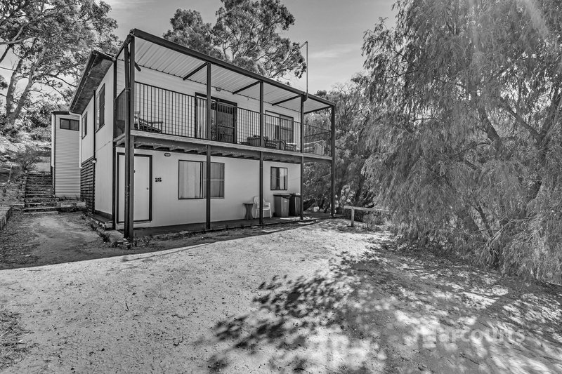 4 Lake View Road, Preston Beach WA 6215