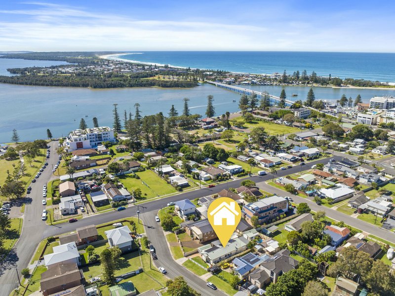 Photo - 4 Lakeside Parade, The Entrance NSW 2261 - Image 18