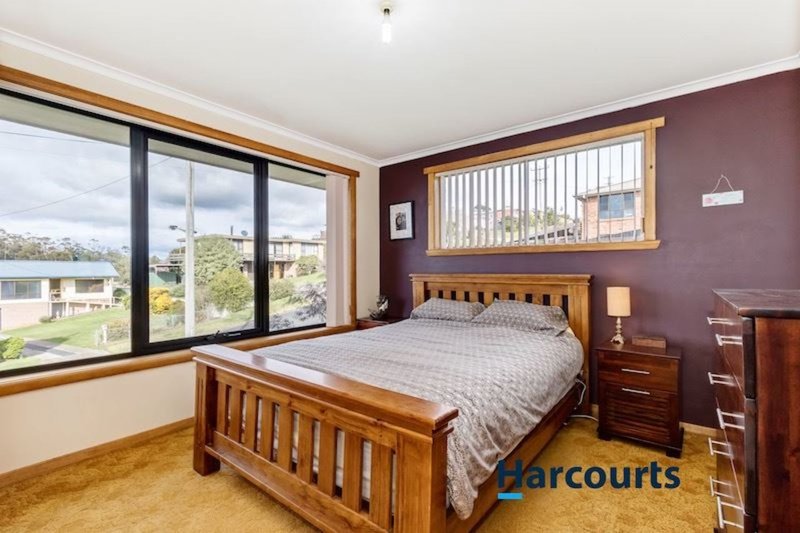 Photo - 4 Lakin Street, West Ulverstone TAS 7315 - Image 6