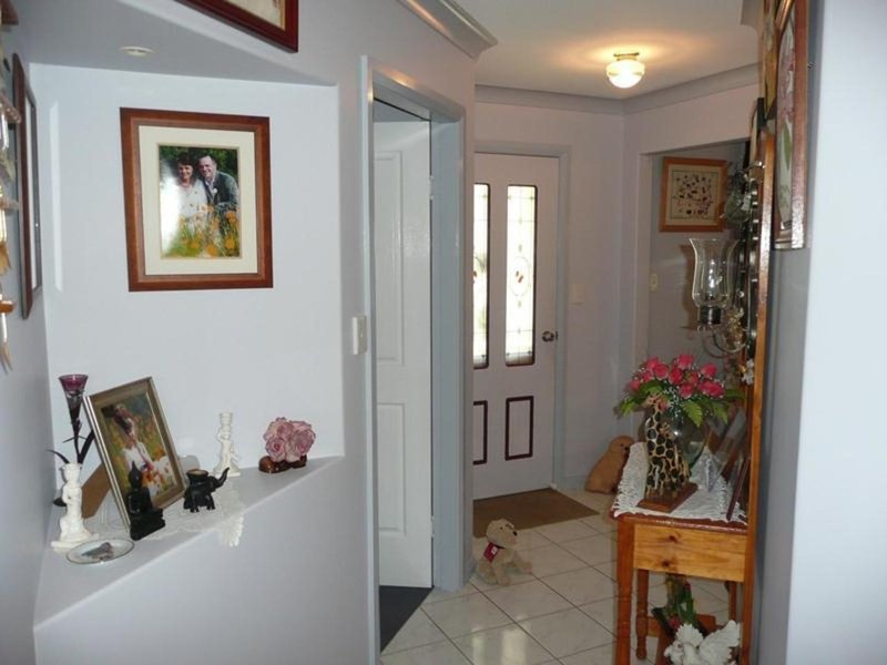 Photo - 4 Lakkari Close, Taree NSW 2430 - Image 3