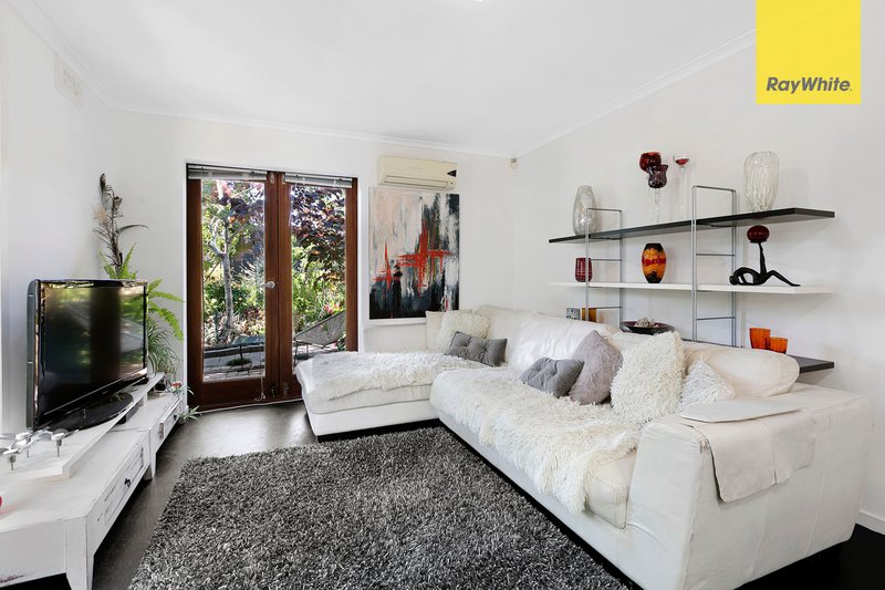 Photo - 4 Lambeth Street, Kings Park VIC 3021 - Image 6