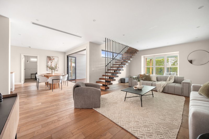 Photo - 4 Landy Street, Reservoir VIC 3073 - Image 3