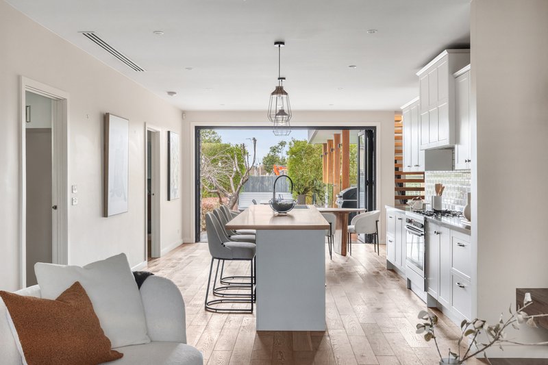 Photo - 4 Landy Street, Reservoir VIC 3073 - Image 8