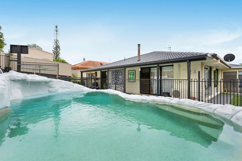 Photo - 4 Langfield Crescent, Ormeau Hills QLD 4208 - Image 4