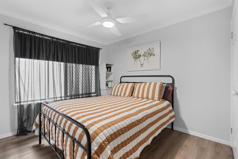 Photo - 4 Langfield Crescent, Ormeau Hills QLD 4208 - Image 13