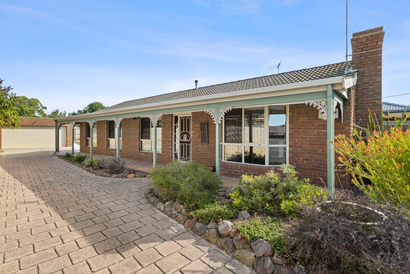 Photo - 4 Lansdowne Court, Grovedale VIC 3216 - Image 1