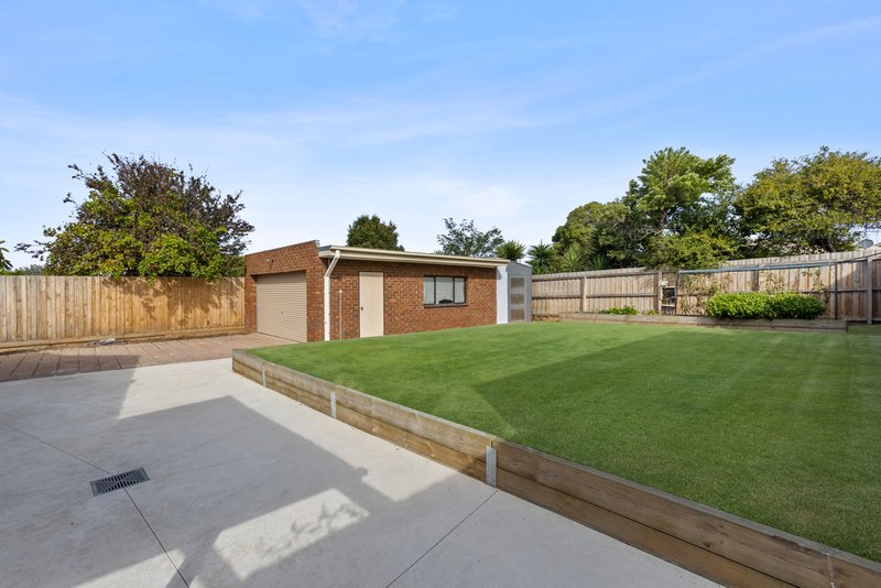 Photo - 4 Lansdowne Court, Grovedale VIC 3216 - Image 11