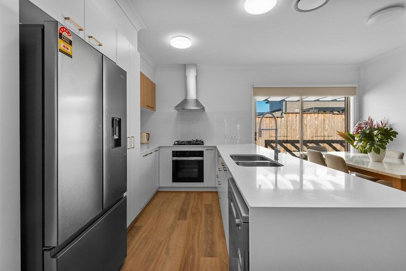 Photo - 4 Latifa Glade, Riverstone NSW 2765 - Image 1