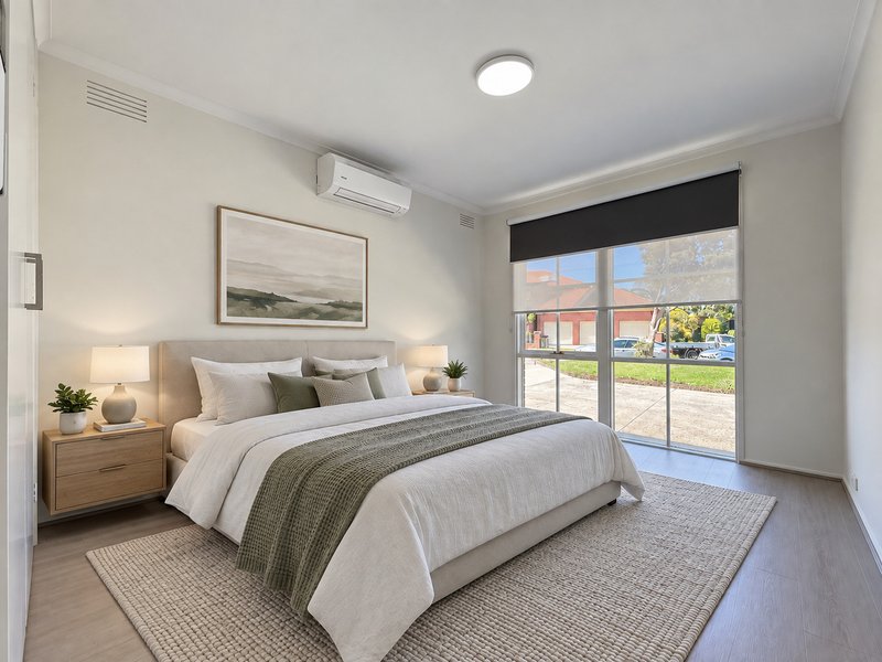 Photo - 4 Latimer Place, Gladstone Park VIC 3043 - Image 6